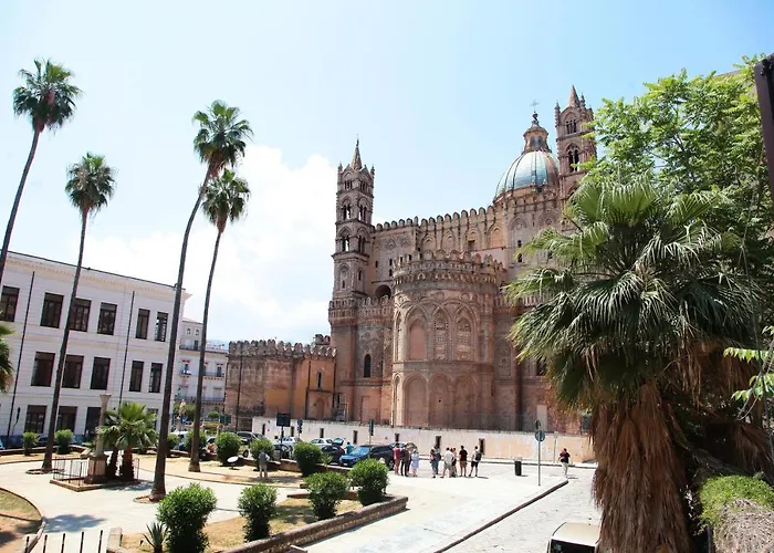 Alle Absidi della Cattedrale Palermo
